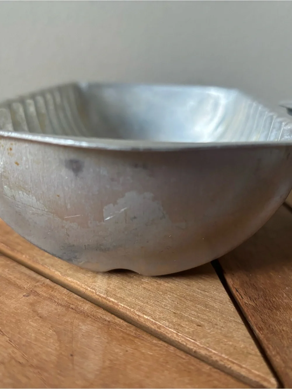 2 Vintage Aluminum Ribbed Loaf Pan Set 8”x4.5”